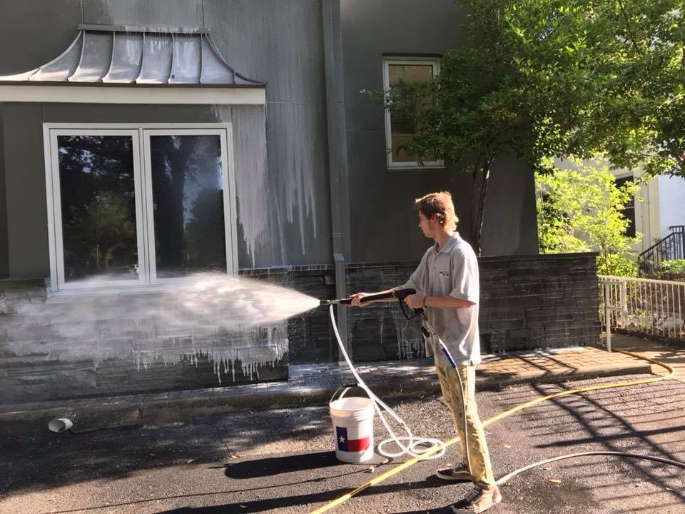 Improve Curb Appeal with Pressure Washing Services in Hilliard