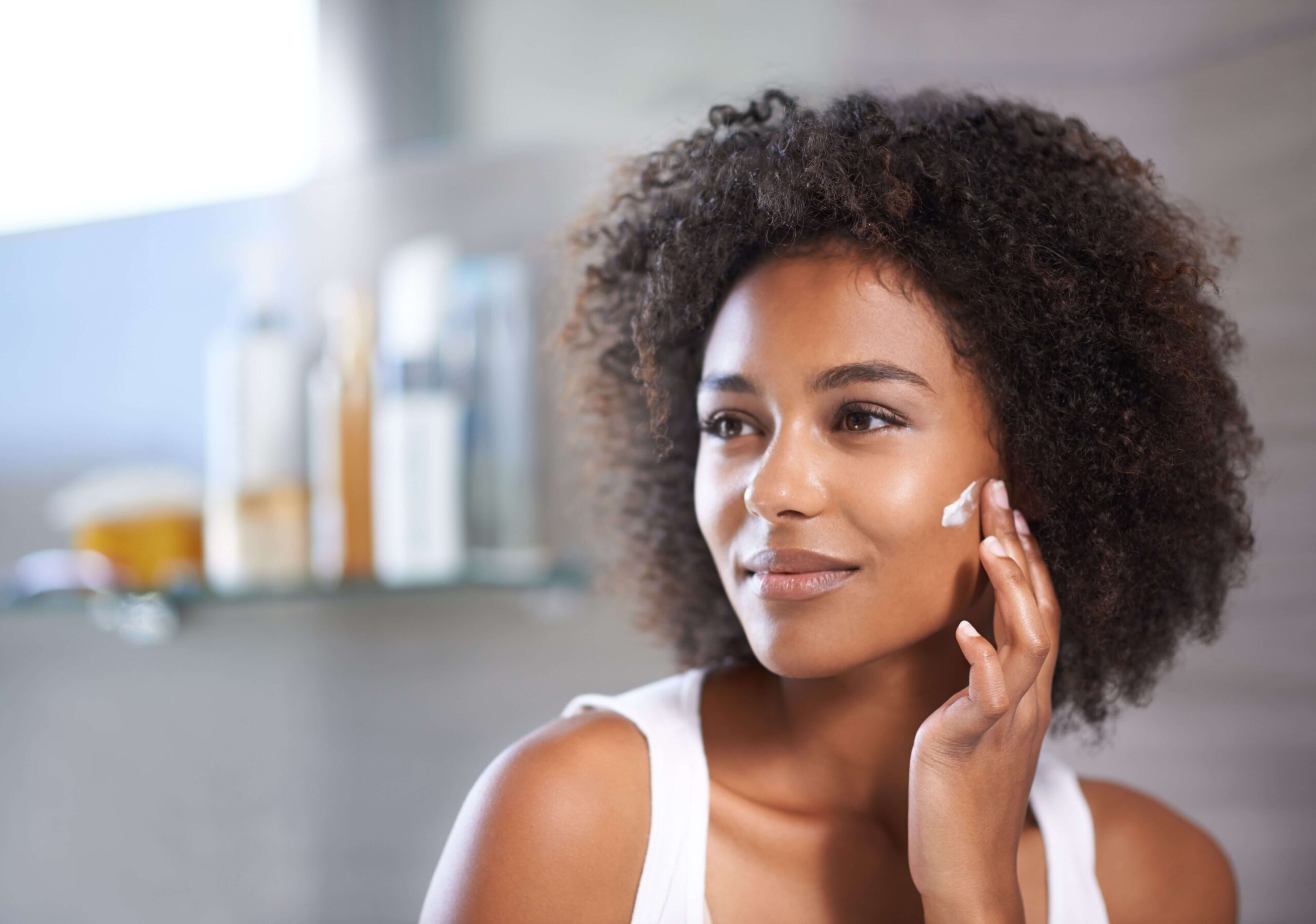Why Facial Moisturiser Matters in a Daily Skincare Routine